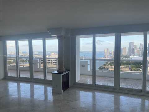 1717 N Bayshore Dr, Miami, FL 33132