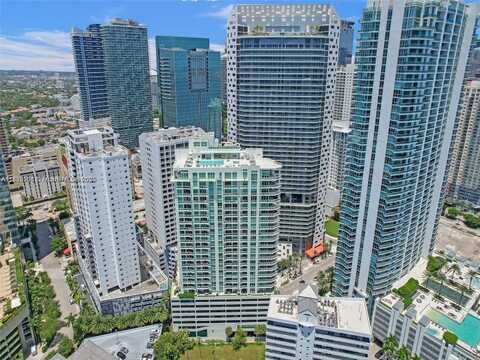 218 SE 14th St, Miami, FL 33131