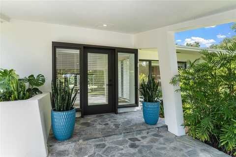 6220 SW 123rd Ter, Pinecrest, FL 33156