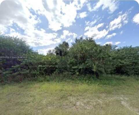 545 Greenbriar Blvd, Lehigh Acres, FL 33972
