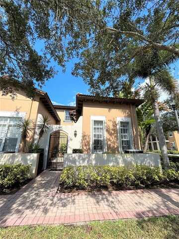 1065 SW 147th Ter, Pembroke Pines, FL 33027