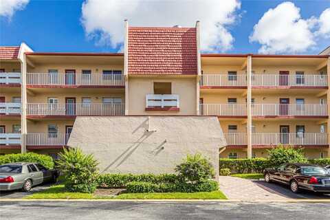 1010 Country Club Dr, Margate, FL 33063