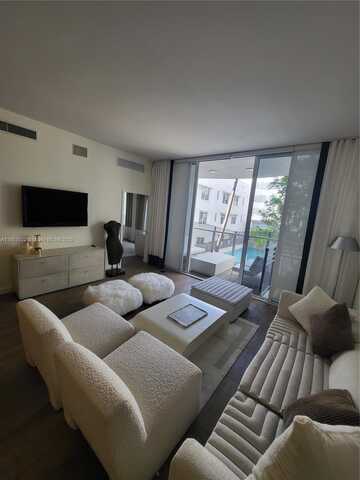2100 Park Ave, Miami Beach, FL 33139