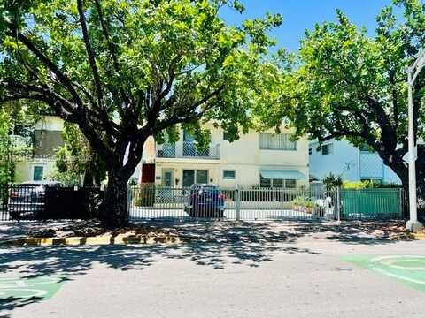 636 Meridian Ave, Miami Beach, FL 33139