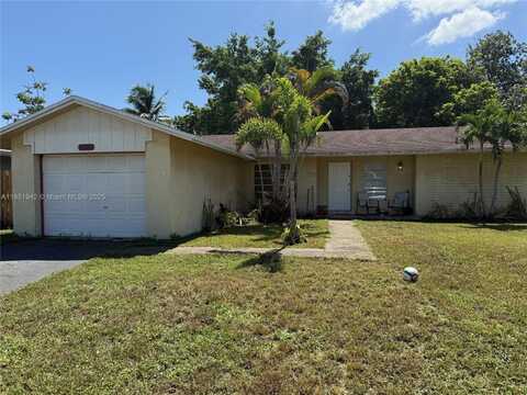 4020 NW 93rd Way, Sunrise, FL 33351