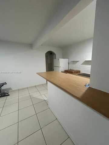 635 SW 16th Ave, Miami, FL 33135