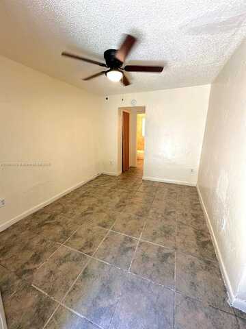 840 NW 70th St, Miami, FL 33150