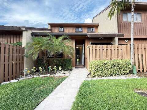 4182 S Pine Island Rd, Davie, FL 33328