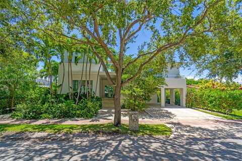 320 Woodcrest Rd, Key Biscayne, FL 33149