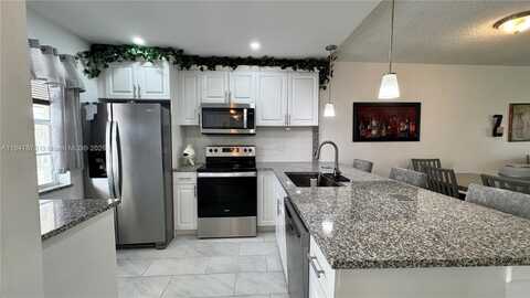 7200 NW 5th Ct, Margate, FL 33063