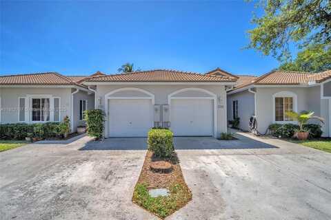 4266 SW 10th Pl, Deerfield Beach, FL 33442