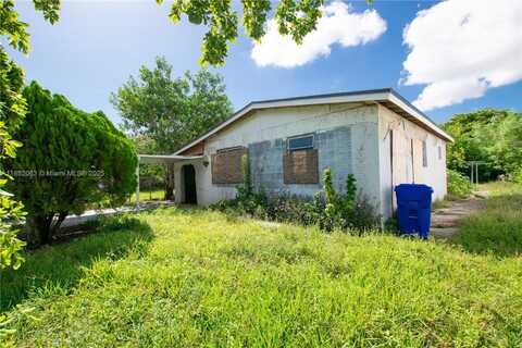 826 NW 56th St, Miami, FL 33127