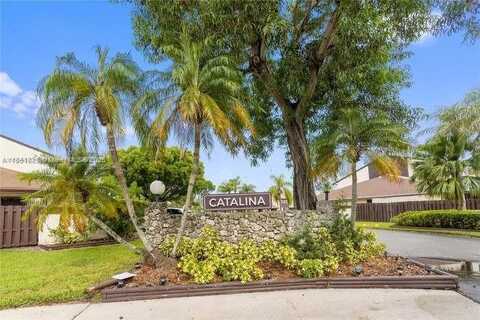 267 NE 201st Ter, Miami, FL 33179