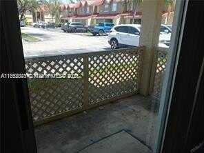 18344 NW 68th Ave, Hialeah, FL 33015
