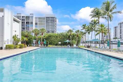 800 Parkview Dr, Hallandale Beach, FL 33009