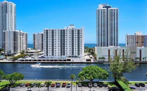 800 Parkview Dr, Hallandale Beach, FL 33009