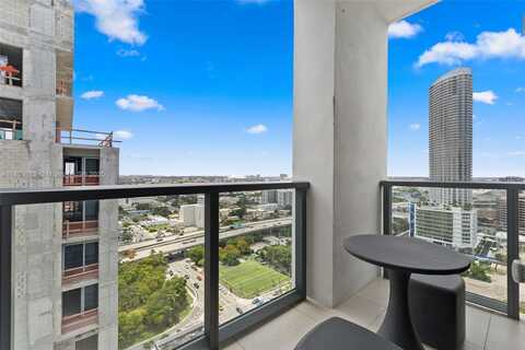 239 SW 9th St, Miami, FL 33130