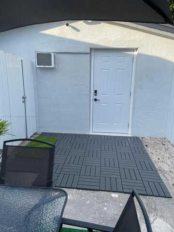 5829 Fillmore St, Hollywood, FL 33021