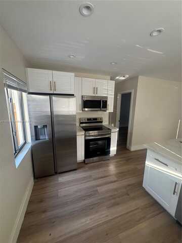 1116 NE 15th Ave, Fort Lauderdale, FL 33304
