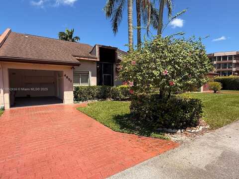 4690 S Fountains Dr S, Lake Worth, FL 33467