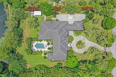 9004 NW 70th Ct, Parkland, FL 33067