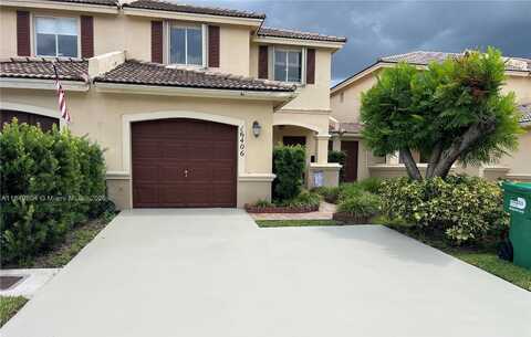 16406 SW 72nd Ter, Miami, FL 33193
