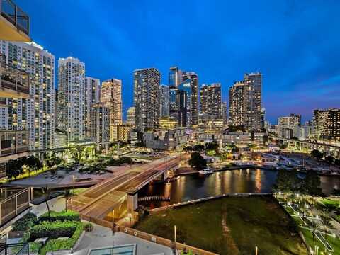 350 S MIAMI AVE, Miami, FL 33130