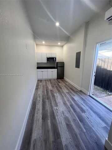 1031 NE 17th Ter, Homestead, FL 33033