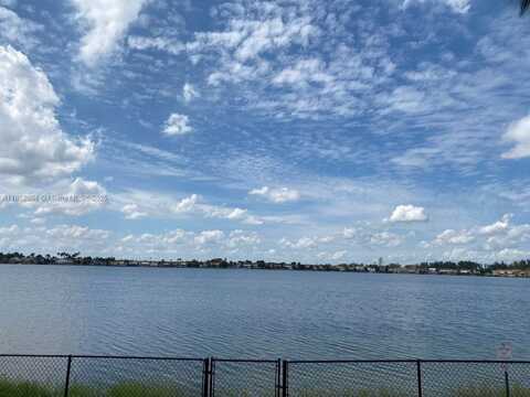 880 NW 123rd Ct, Miami, FL 33182