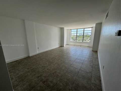 1475 NE 125th Ter, North Miami, FL 33161