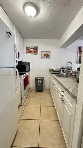 4550 W 16th Ave, Hialeah, FL 33012
