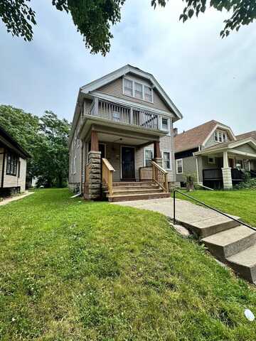 2624 N 37th St, Milwaukee, WI 53210