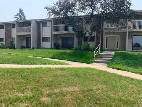 629 Westridge Dr, West Bend, WI 53095