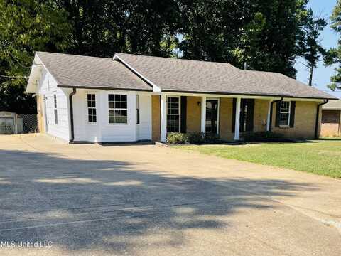 10791 Chateau Drive Drive, Olive Branch, MS 38654