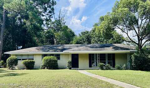 2502 Randall Drive, Biloxi, MS 39531