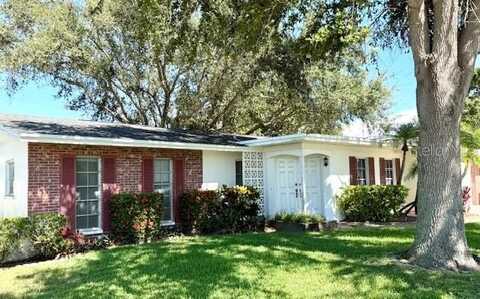 10821 HAMMOCK DRIVE, LARGO, FL 33774