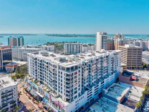 111 S PINEAPPLE AVENUE, SARASOTA, FL 34236
