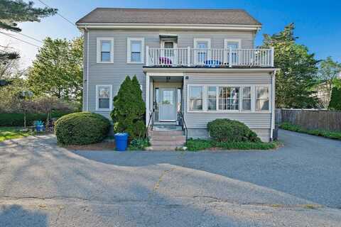 2 Hammond Ct, Quincy, MA 02169