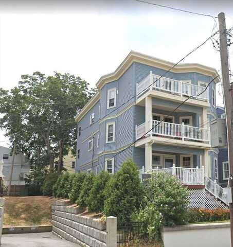 933 E Broadway, Boston, MA 02127