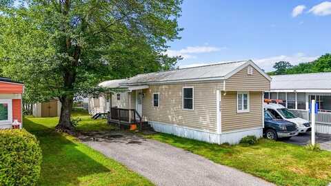 209 New Yorker Avenue, Chelmsford, MA 01824