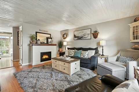59 Corey Colonial, Agawam, MA 01001