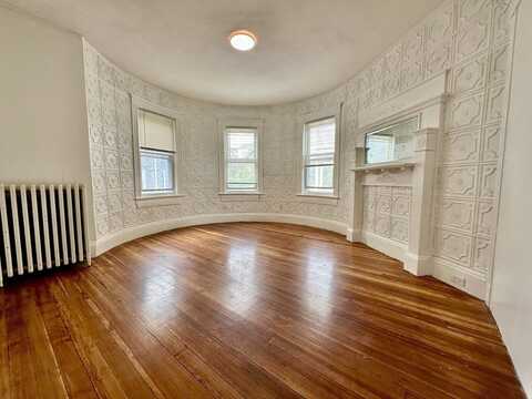 18 Harold Pk, Boston, MA 02119
