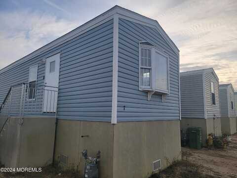 463 S Green Street, Tuckerton, NJ 08087