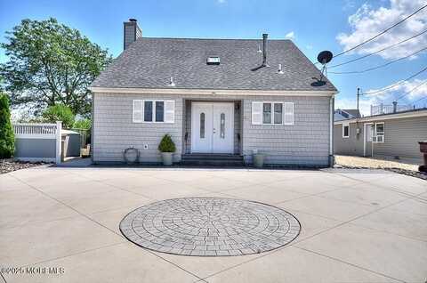 46 Amherst Drive, Bayville, NJ 08721