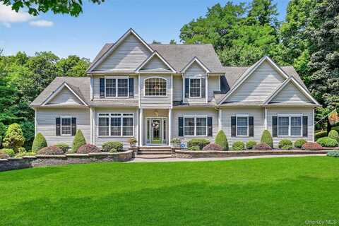11 Arrowhead Court, Balmville, NY 12550