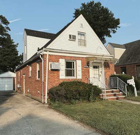 7615 172nd Street, Fresh Meadows, NY 11366