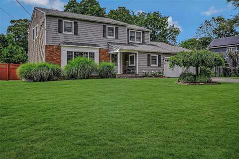 5 Whitman Court, Huntington, NY 11743