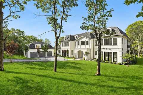 3360 Wunneweta Road, Cutchogue, NY 11935