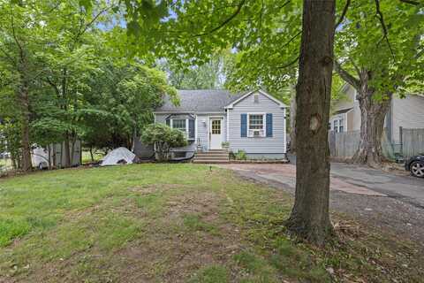 228 Saddle River Road, Airmont, NY 10952