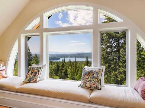 113 S Prairiesmoke Circle, Whitefish, MT 59937